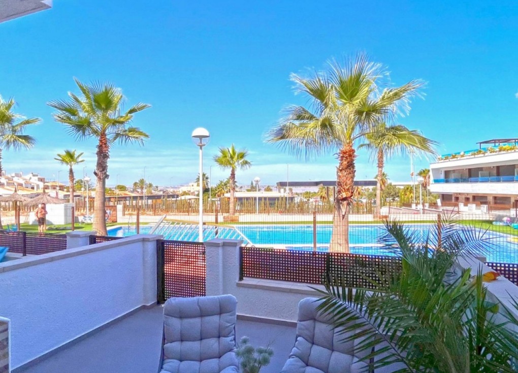 Resale - Semi-Detached - Torrevieja - Los Balcones