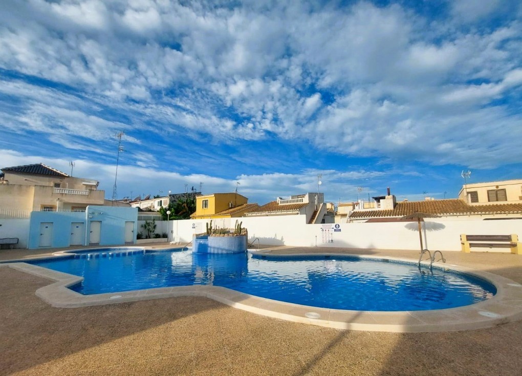 Resale - Semi-Detached - Torrevieja - Los Balcones