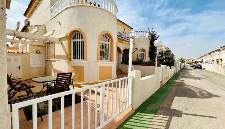 Single Family Home - Återförsäljning - Torrevieja - Torrevieja