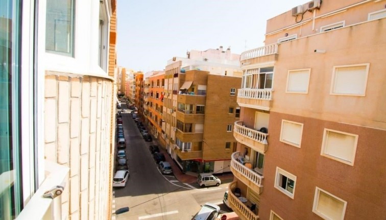 Återförsäljning - Lägenhet - Alicante