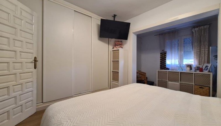 Återförsäljning - Duplex apartment (två våningar) - Torrevieja - Los Frutales