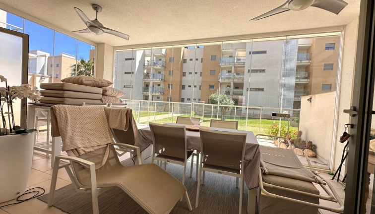 Resale - Apartment - Orihuela Costa - Villamartín