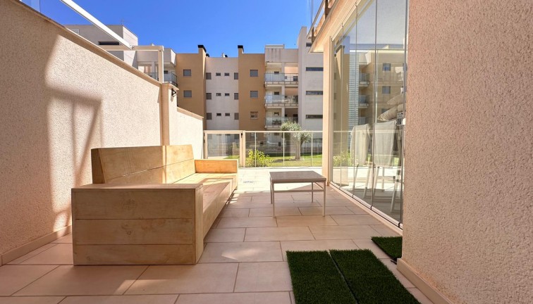 Resale - Apartment - Orihuela Costa - Villamartín