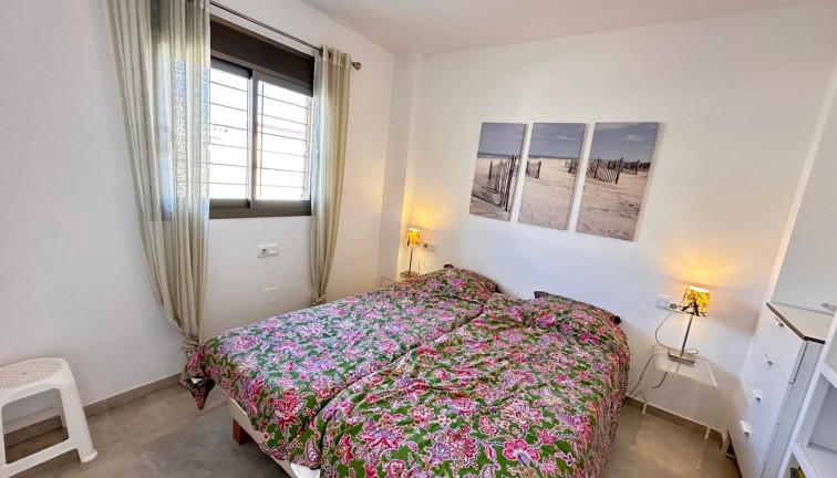 Resale - Apartment - Orihuela Costa - Villamartín