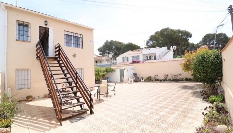 Återförsäljning - Bungalow - Torrevieja - Lago Jardin