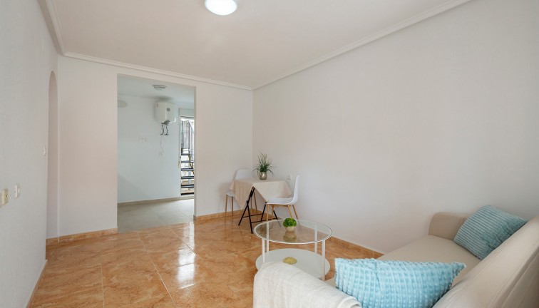 Jälleenmyynti - Bungalow - Torrevieja - Torretas