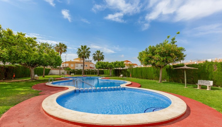 Återförsäljning - Bungalow - Torrevieja - Torretas