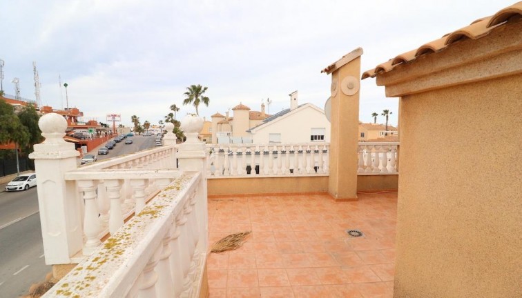 Resale - Chalet - Orihuela Costa - Los Altos