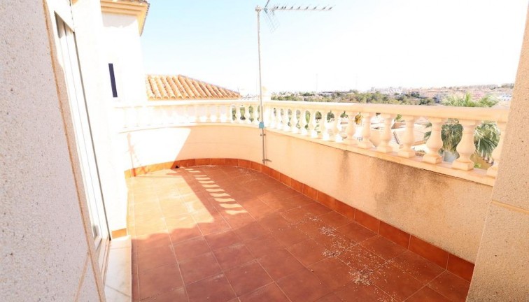 Resale - Chalet - Orihuela Costa - Villamartín