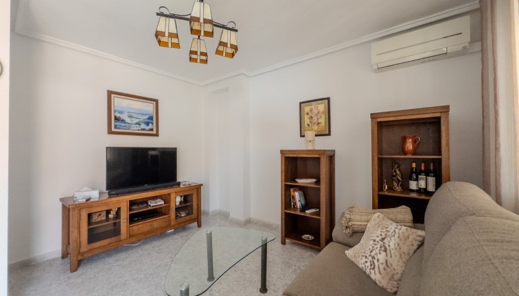 Återförsäljning - Duplex apartment (två våningar) - Torrevieja - Los Frutales