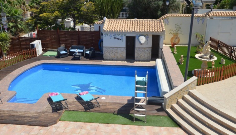 Resale - Chalet - Orihuela Costa - Villamartín