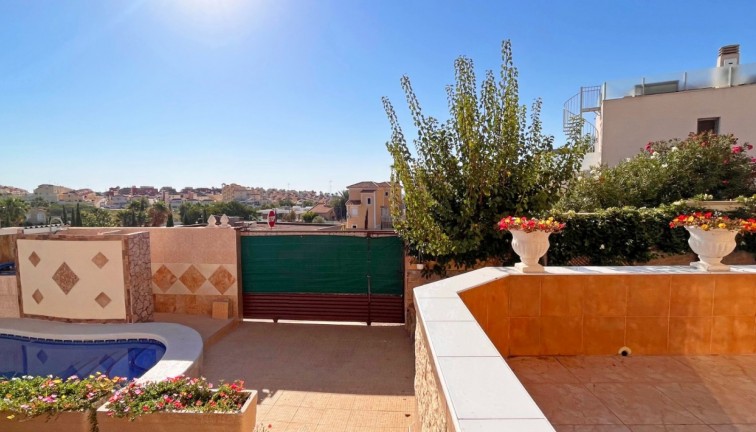 Resale - Chalet - Orihuela Costa - Villamartín