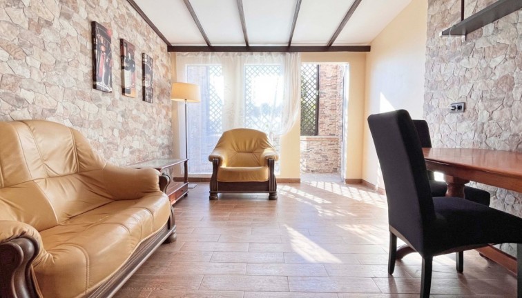 Resale - Chalet - Orihuela Costa - Villamartín