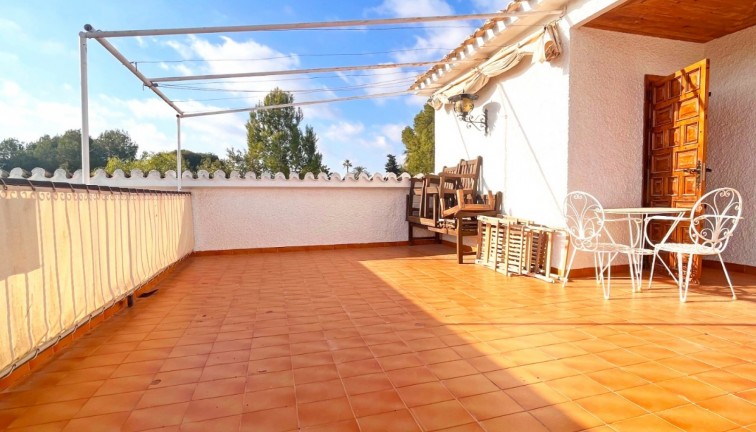 Resale - Chalet - Orihuela Costa - Dehesa de campoamor