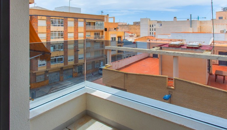 Resale - Apartment - Torrevieja - Playa del Cura