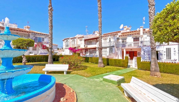 Resale - Apartment - Torrevieja - Los Balcones