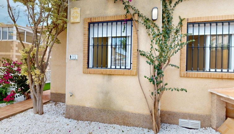 Resale - Semi-Detached - Orihuela Costa - Villamartín