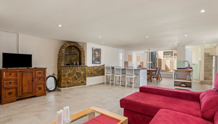 Resale - Chalet - Orihuela Costa - Los Altos