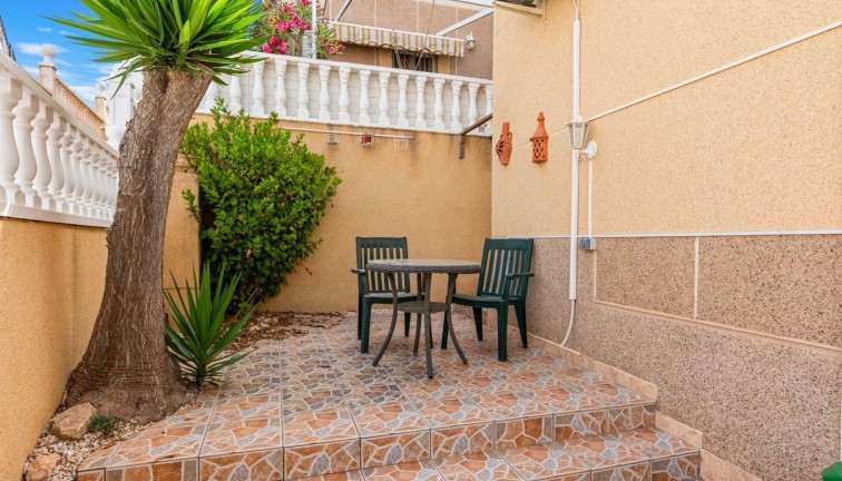 Resale - Chalet - Orihuela Costa - Los Altos