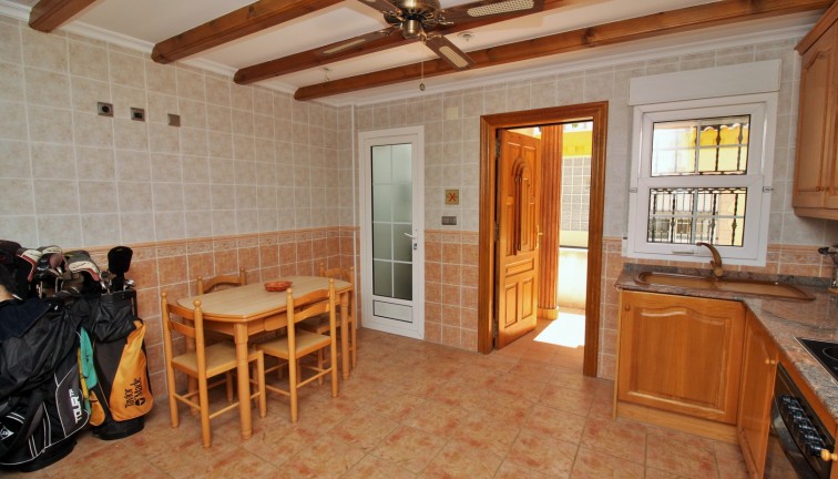 Resale - Chalet - Villamartín - Los Dolses