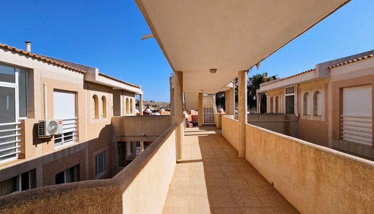 Resale - Apartment - Top Floor Apartment - Torrevieja - Los Frutales