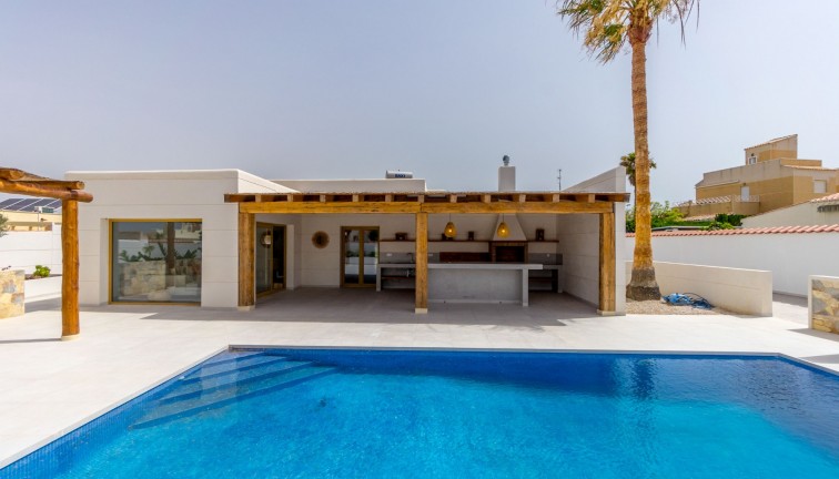 Resale - Chalet - Torrevieja - Torretas