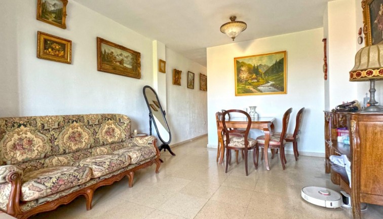 Resale - Apartment - Torrevieja - Acequion