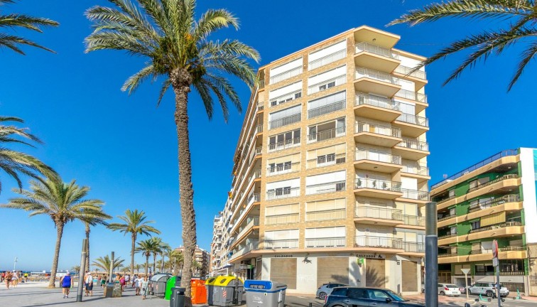 Återförsäljning - Lägenhet - Torrevieja - Playa del cura