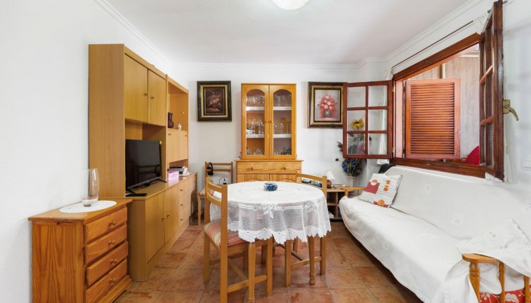 Resale - Bungalow - Pilar de la Horadada - Mil Palmeras