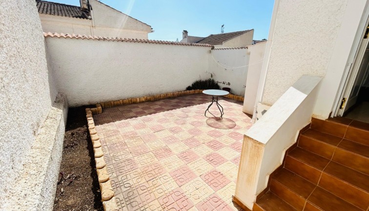 Resale - Chalet - Torrevieja - La Siesta