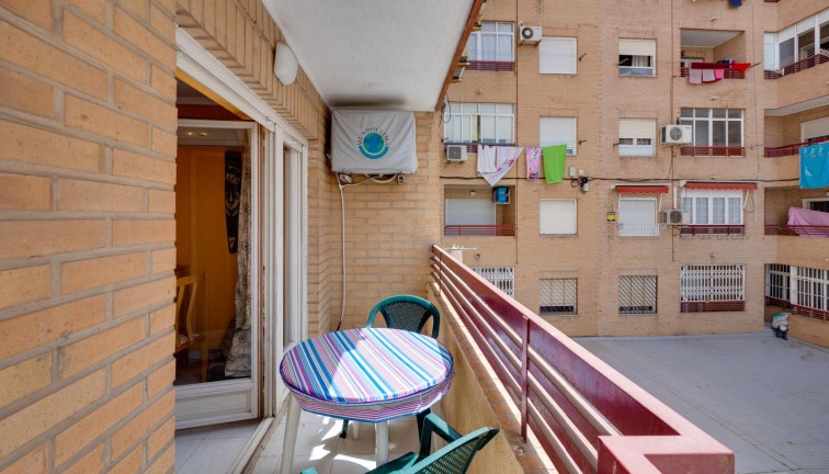 Resale - Apartment - Torrevieja - El molino