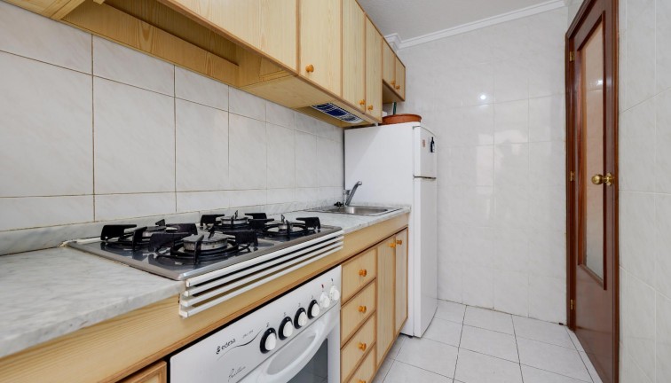 Resale - Apartment - Torrevieja - El molino