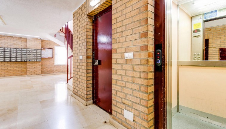 Resale - Apartment - Torrevieja - El molino