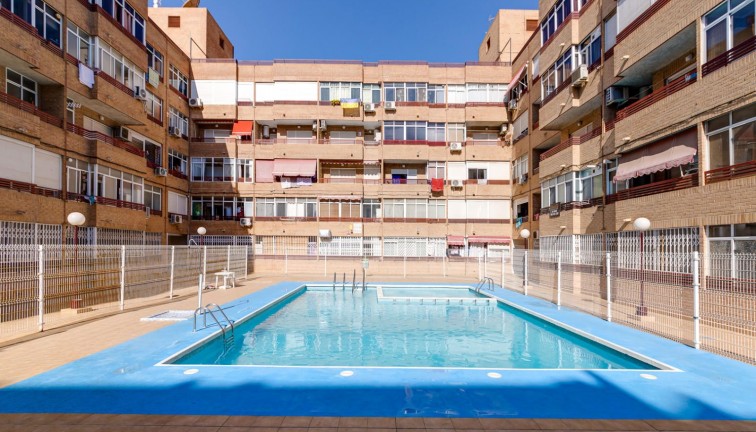 Resale - Apartment - Torrevieja - El molino