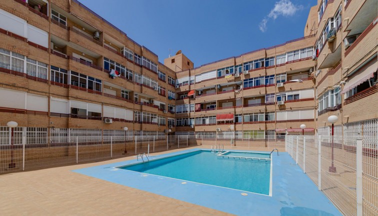 Resale - Apartment - Torrevieja - El molino