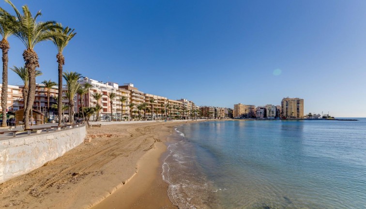 Resale - Apartment - Torrevieja