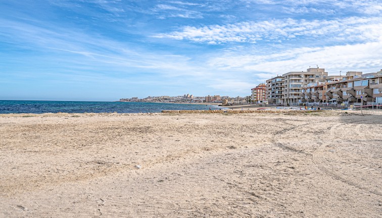 Återförsäljning -  Bostad - Översta våningen  - Torrevieja - LA MATA