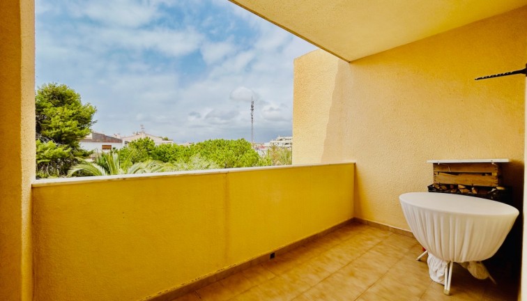 Resale - Apartment - Torrevieja - Punta Prima