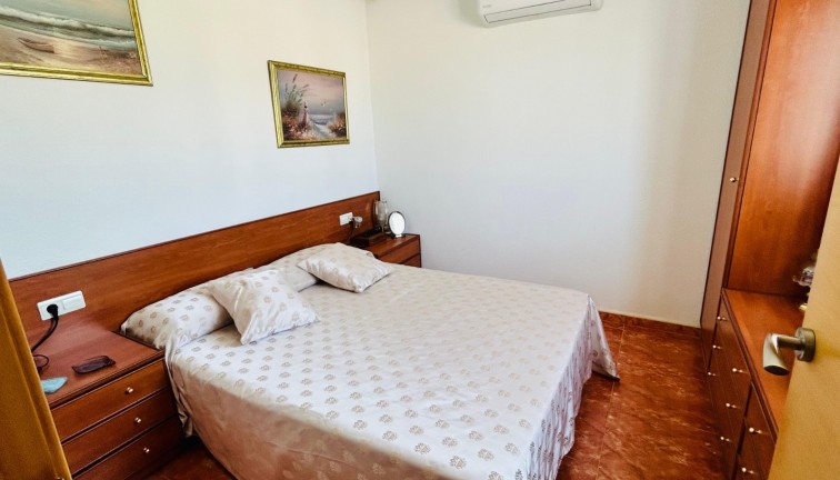 Resale - Semi-Detached - Torrevieja - La Siesta