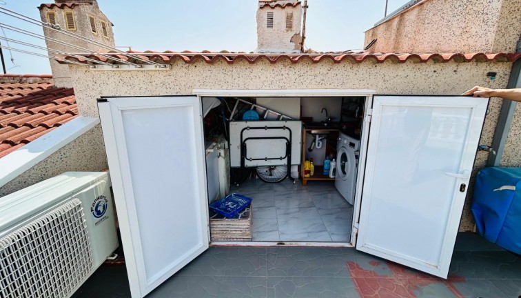 Resale - Semi-Detached - Torrevieja - La Siesta