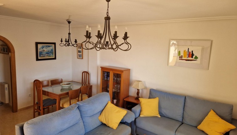 Resale - Apartment - Orihuela Costa - Campoamor