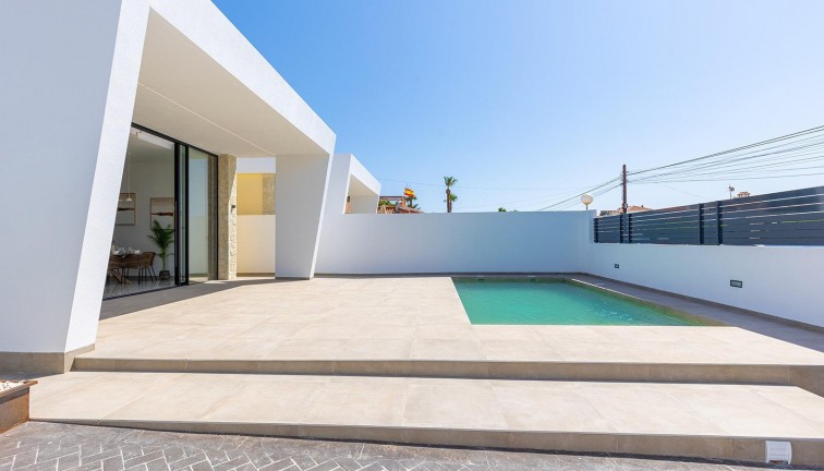 New Build - Chalet - Torrevieja - Torretas