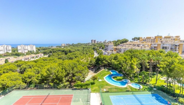 Resale - Apartment - Orihuela Costa - Campoamor