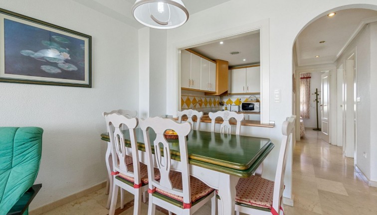 Resale - Apartment - Orihuela Costa - Campoamor