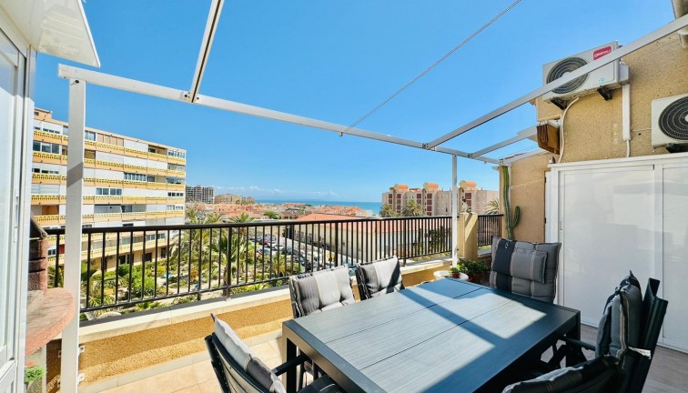 Resale - Apartment - Torrevieja - LA MATA