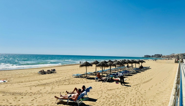 Jälleenmyynti - Asunto - Torrevieja - LA MATA