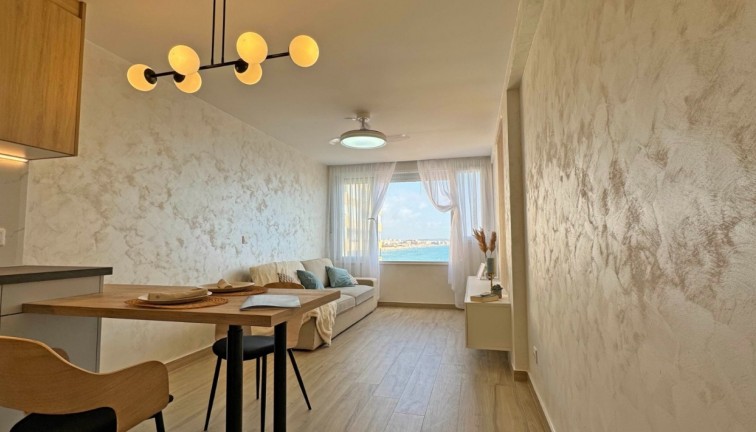 Resale - Apartment - Torrevieja - Cabo cervera