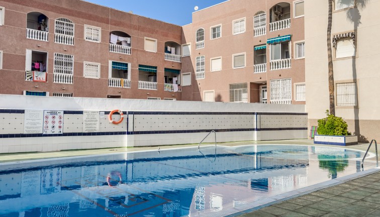 Resale - Apartment - Torrevieja