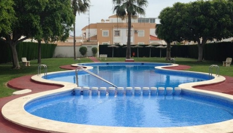 Jälleenmyynti - Bungalow - Torrevieja - El limonar