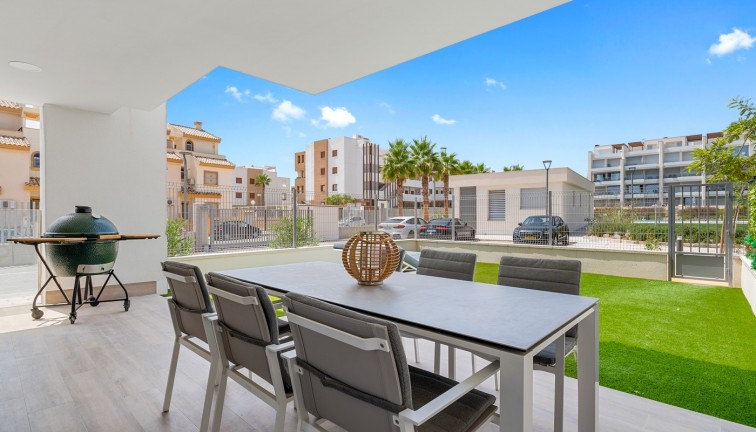 Resale - Apartment - Orihuela Costa - Villamartín